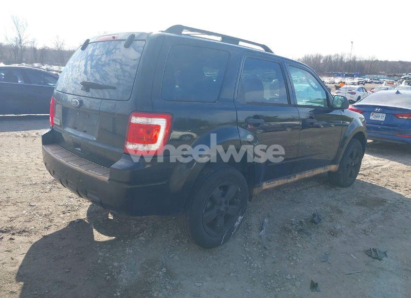 Photo 4 of 2010 Ford Escape XLT (VIN 1FMCU0D76AKA69379)