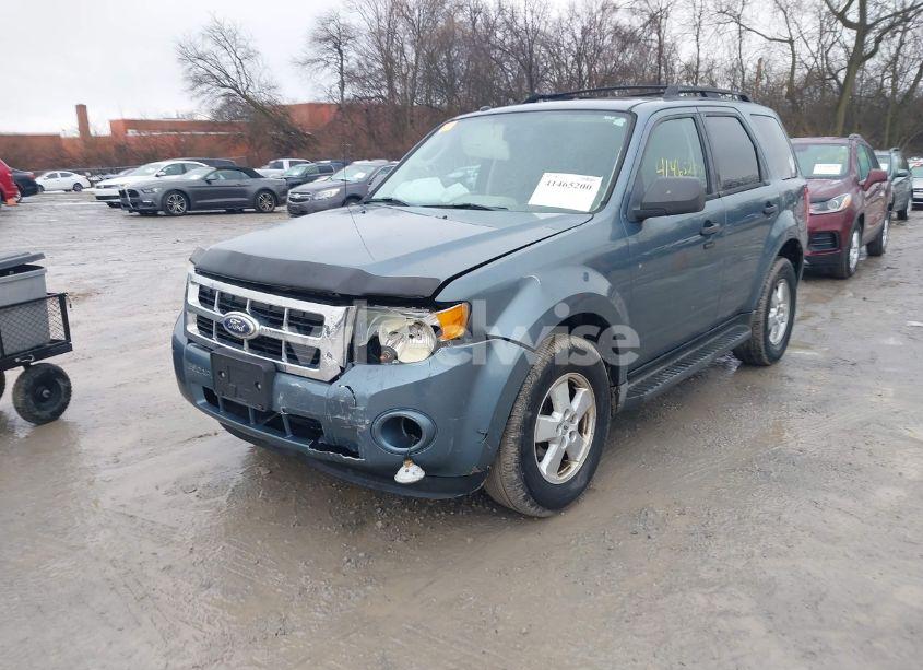 Photo 2 of 2010 Ford Escape XLT (VIN 1FMCU0D76AKA85436)