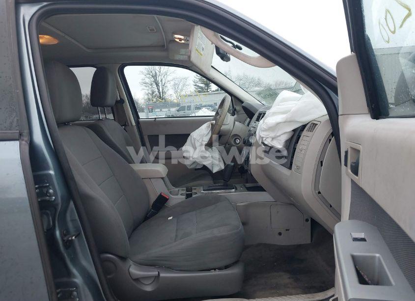 Photo 5 of 2010 Ford Escape XLT (VIN 1FMCU0D76AKA85436)