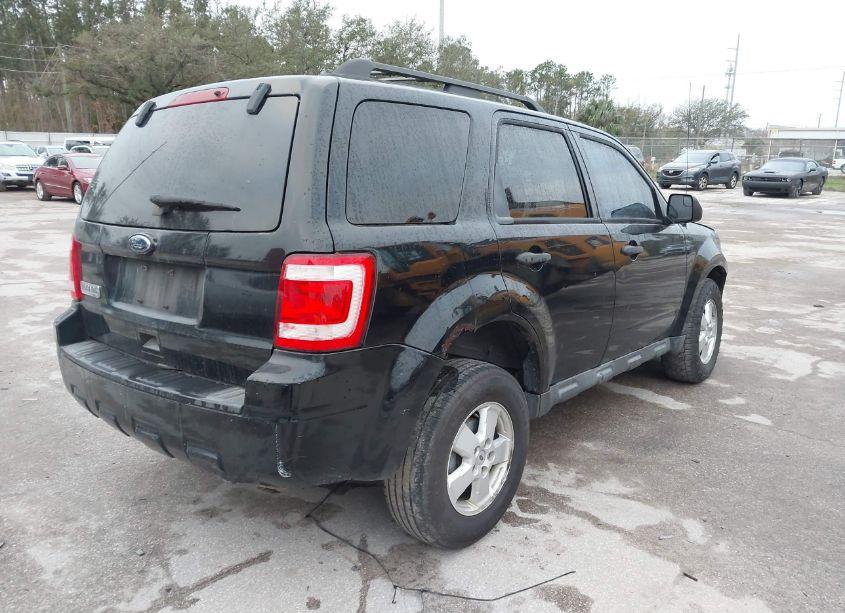 Photo 4 of 2010 Ford Escape XLT (VIN 1FMCU0D76AKB54545)