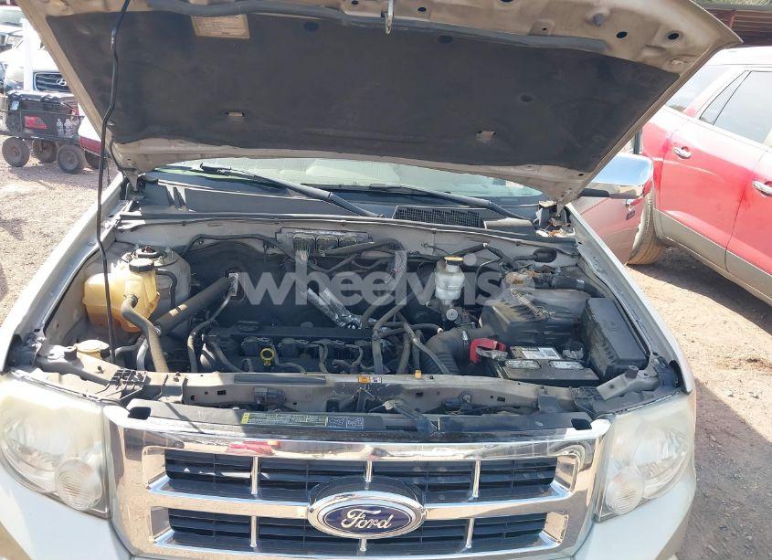 Photo 10 of 2010 Ford Escape XLT (VIN 1FMCU0D76AKD42286)