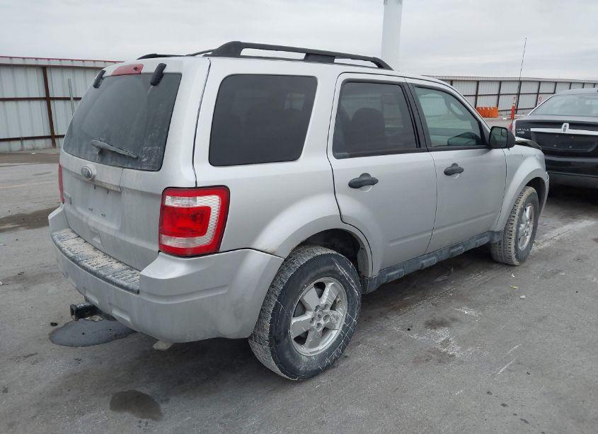 Photo 4 of 2011 Ford Escape XLT (VIN 1FMCU0D76BKA21849)