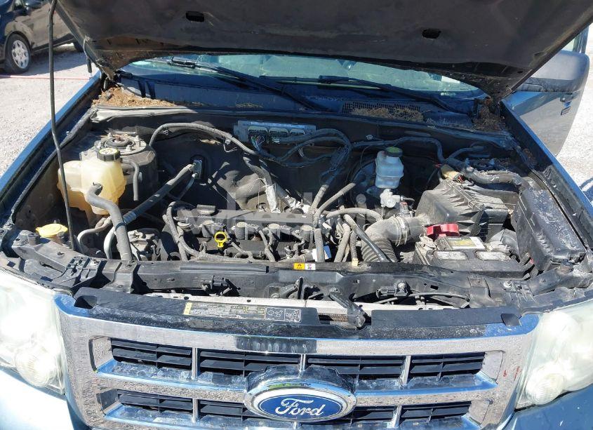 Photo 10 of 2011 Ford Escape XLT (VIN 1FMCU0D76BKA44838)