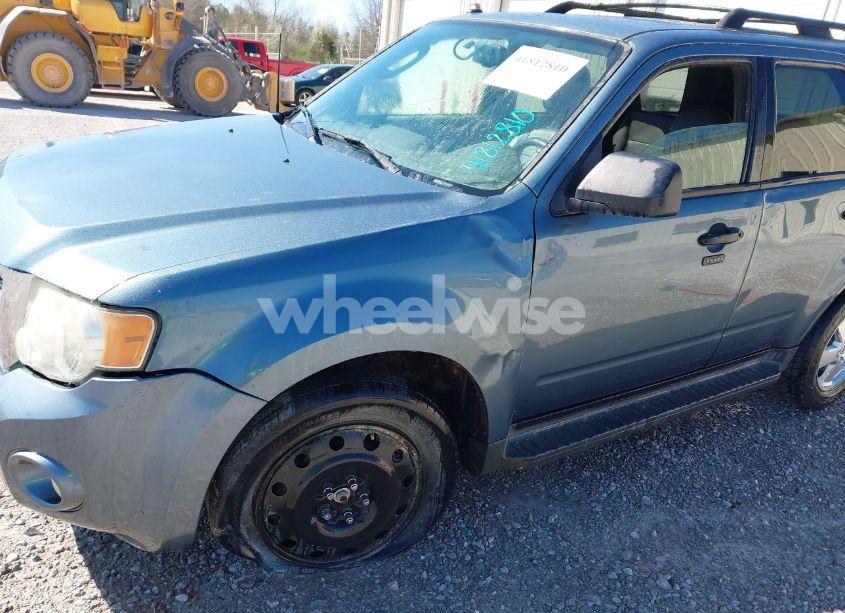 Photo 6 of 2011 Ford Escape XLT (VIN 1FMCU0D76BKA44838)