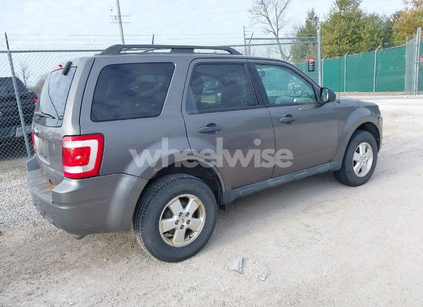 Photo 4 of 2011 Ford Escape XLT (VIN 1FMCU0D76BKA73451)
