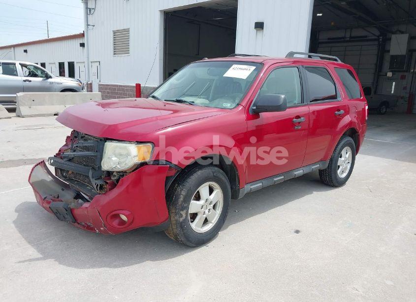 Photo 2 of 2011 Ford Escape XLT (VIN 1FMCU0D76BKA74180)