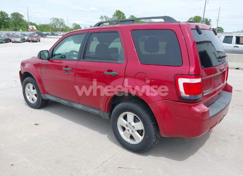 Photo 3 of 2011 Ford Escape XLT (VIN 1FMCU0D76BKA74180)