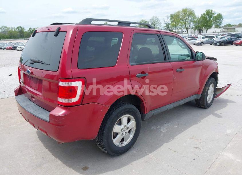 Photo 4 of 2011 Ford Escape XLT (VIN 1FMCU0D76BKA74180)