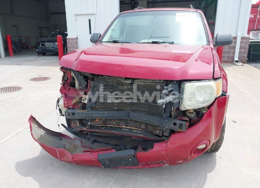 Photo 6 of 2011 Ford Escape XLT (VIN 1FMCU0D76BKA74180)