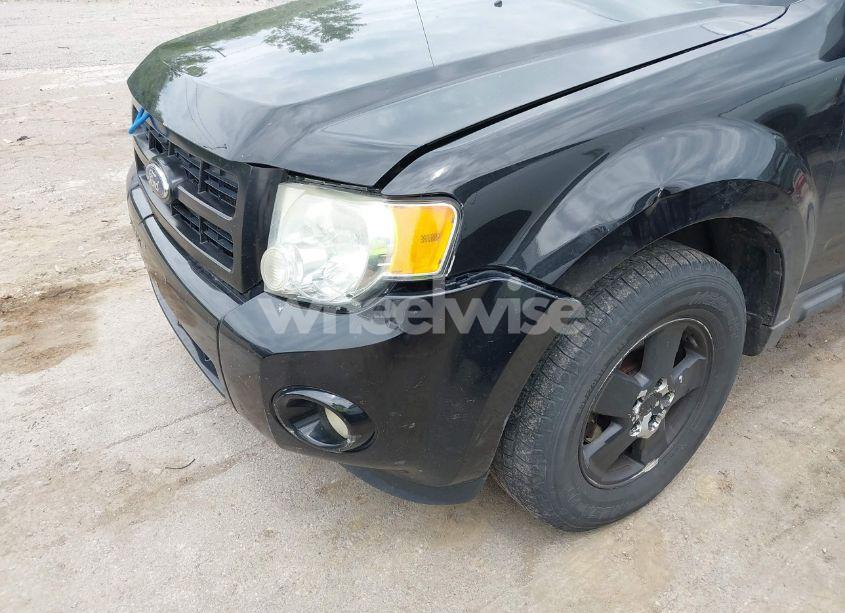 Photo 6 of 2011 Ford Escape XLT (VIN 1FMCU0D76BKB32918)