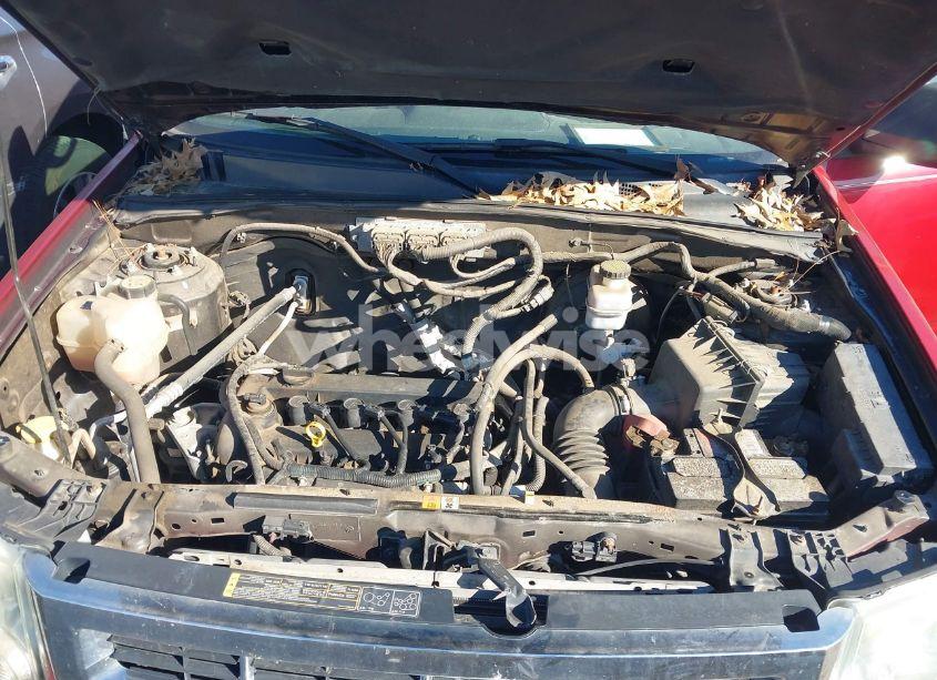 Photo 10 of 2011 Ford Escape XLT (VIN 1FMCU0D76BKB89698)