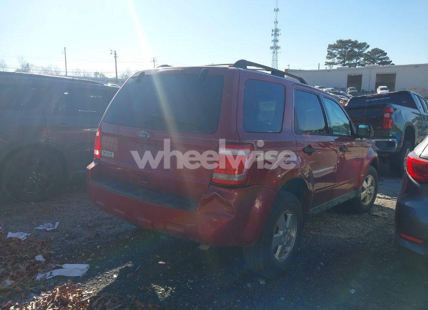 Photo 4 of 2011 Ford Escape XLT (VIN 1FMCU0D76BKB89698)