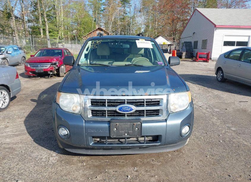Photo 13 of 2011 Ford Escape XLT (VIN 1FMCU0D76BKB94836)