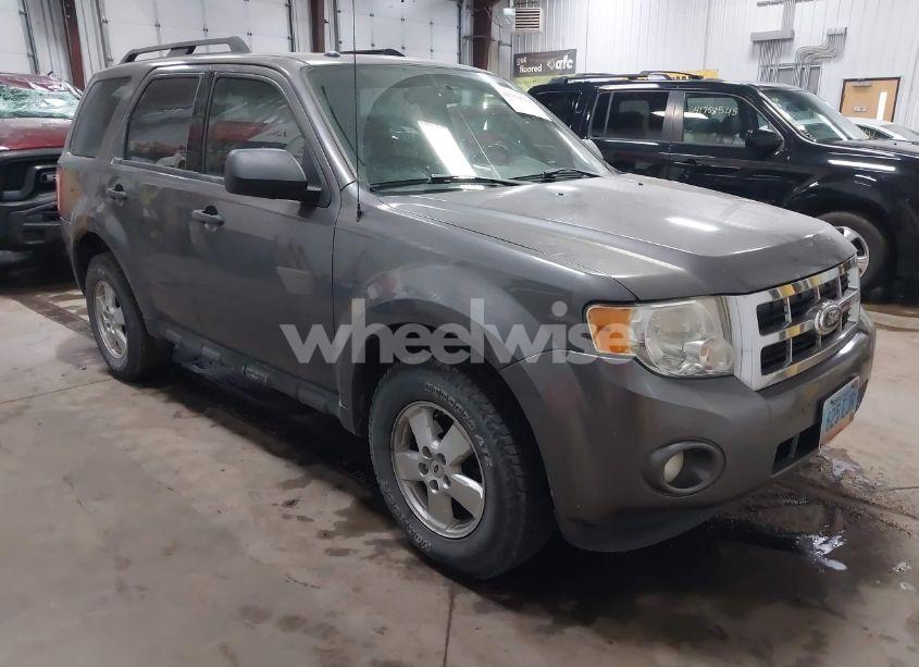 2012 Ford Escape XLT (VIN 1FMCU0D76CKA05538) main photo