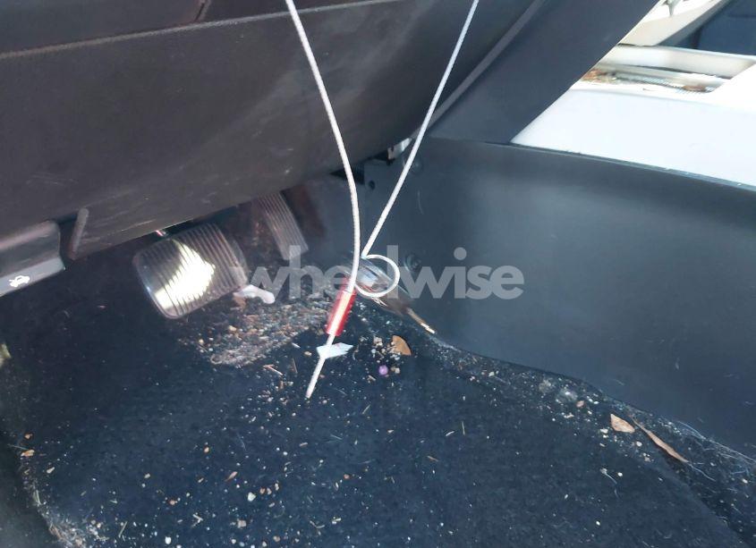 Photo 11 of 2012 Ford Escape XLT (VIN 1FMCU0D76CKC57967)