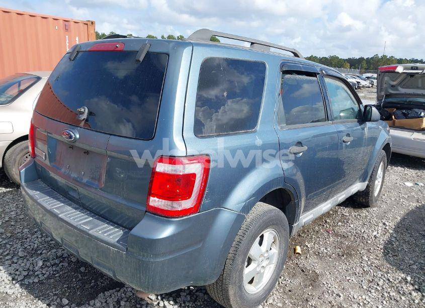 Photo 4 of 2010 Ford Escape XLT (VIN 1FMCU0D77AKA09644)