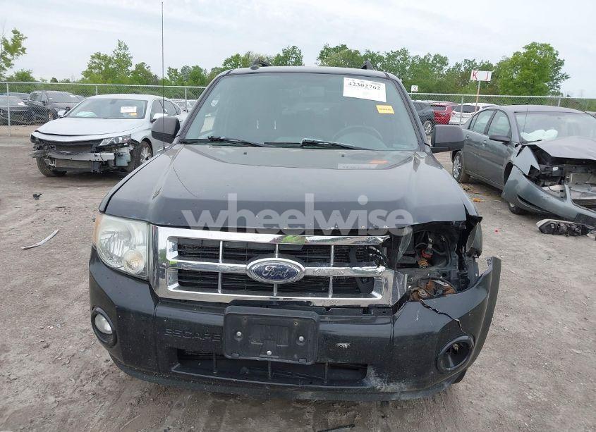 Photo 12 of 2010 Ford Escape XLT (VIN 1FMCU0D77AKA11703)