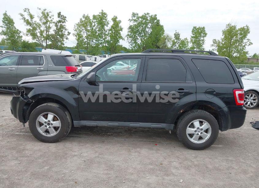 Photo 14 of 2010 Ford Escape XLT (VIN 1FMCU0D77AKA11703)