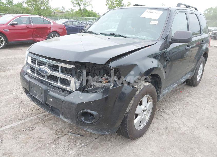 Photo 6 of 2010 Ford Escape XLT (VIN 1FMCU0D77AKA11703)