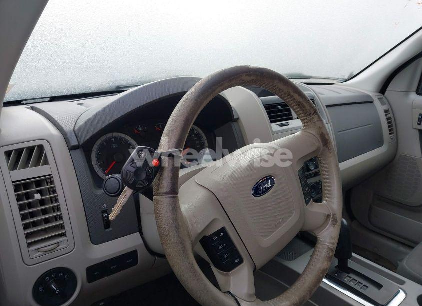 Photo 11 of 2010 Ford Escape XLT (VIN 1FMCU0D77AKA31935)
