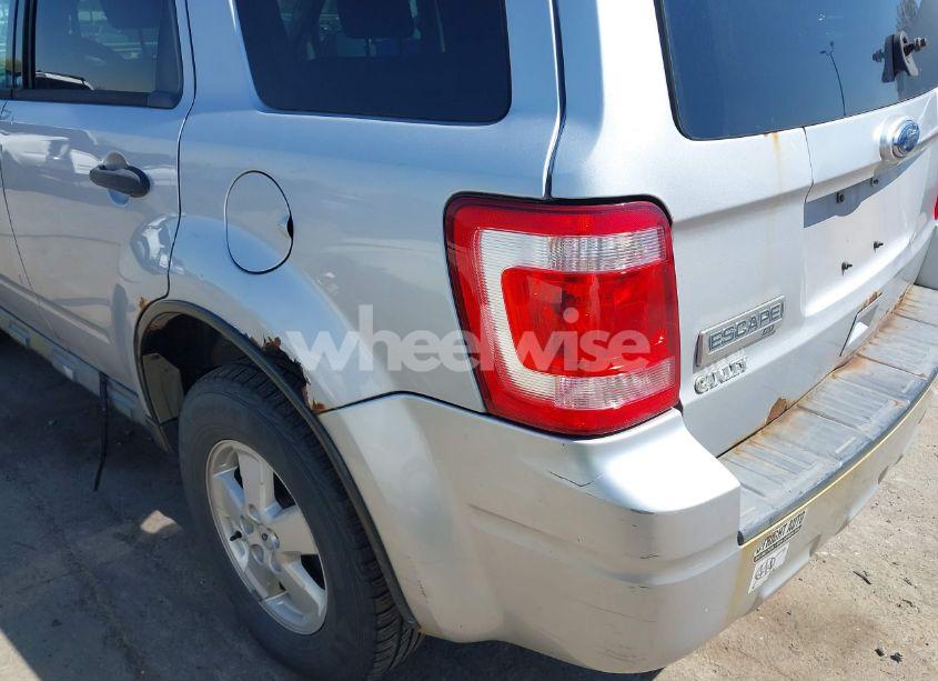 Photo 14 of 2010 Ford Escape XLT (VIN 1FMCU0D77AKB31632)