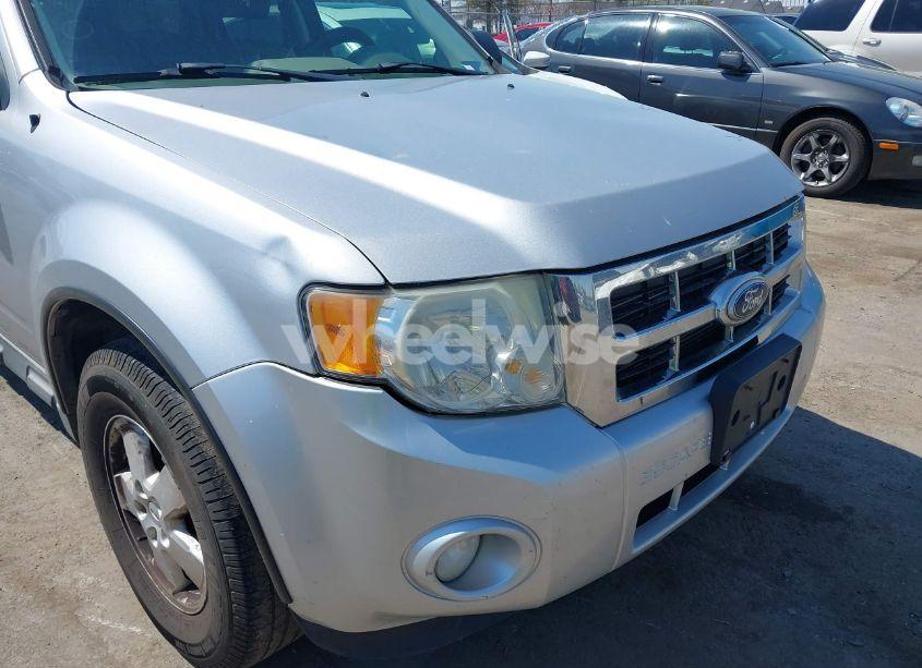 Photo 6 of 2010 Ford Escape XLT (VIN 1FMCU0D77AKB31632)