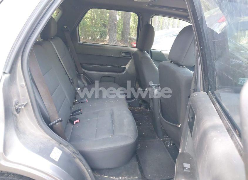 Photo 8 of 2010 Ford Escape XLT (VIN 1FMCU0D77AKC65556)