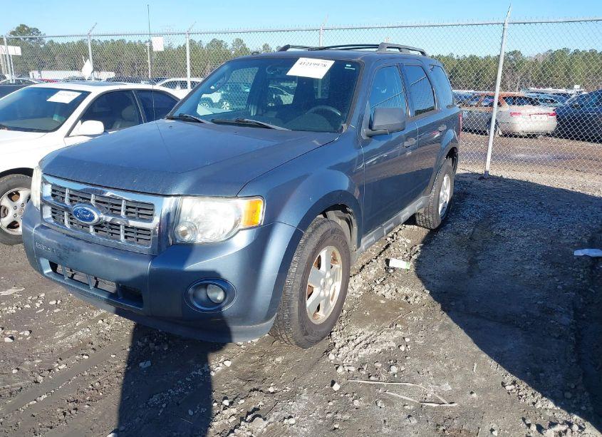 Photo 2 of 2010 Ford Escape XLT (VIN 1FMCU0D77AKD30602)