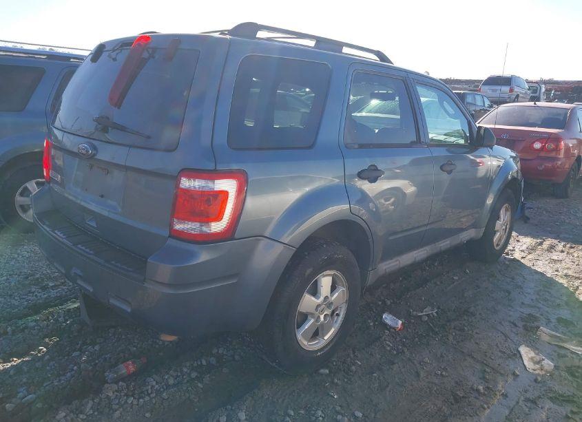 Photo 4 of 2010 Ford Escape XLT (VIN 1FMCU0D77AKD30602)