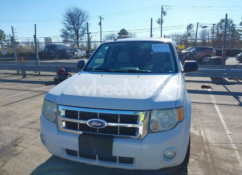 Photo 6 of 2010 Ford Escape XLT (VIN 1FMCU0D77AKD38652)