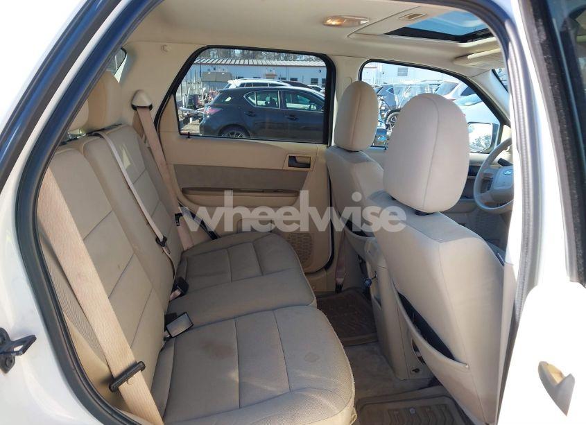 Photo 8 of 2010 Ford Escape XLT (VIN 1FMCU0D77AKD38652)