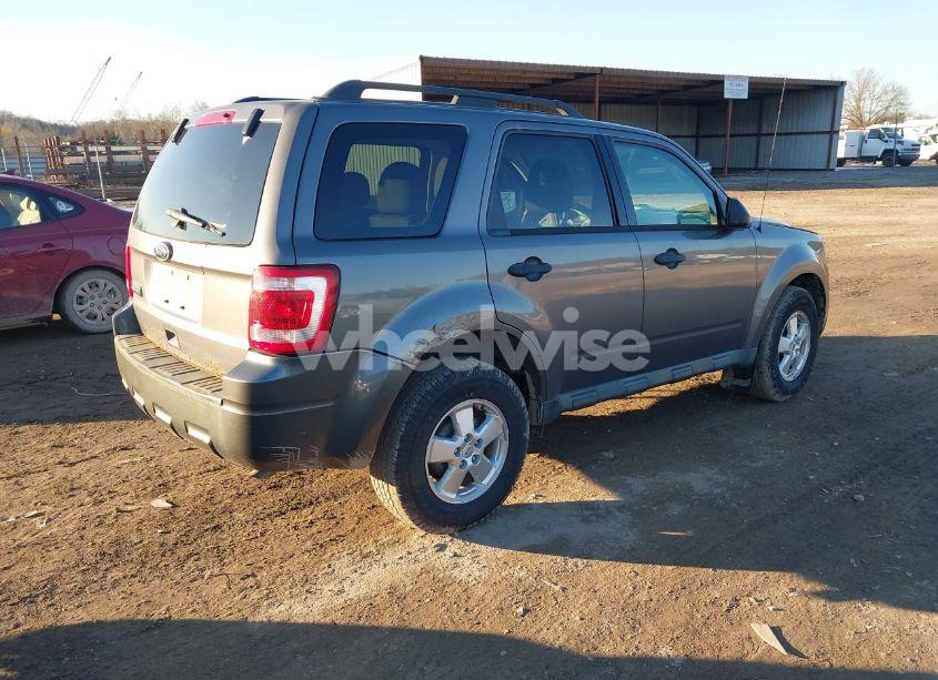 Photo 4 of 2010 Ford Escape XLT (VIN 1FMCU0D77AKD45066)