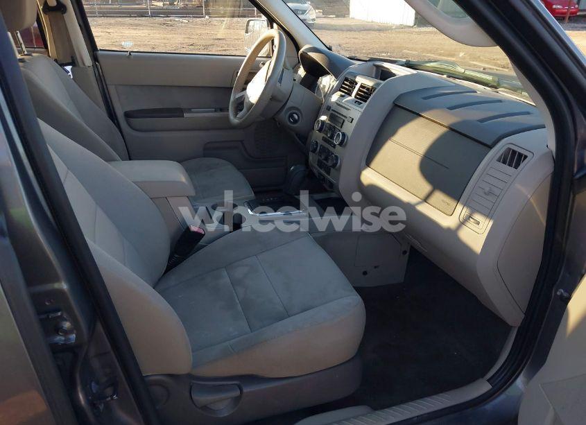 Photo 5 of 2010 Ford Escape XLT (VIN 1FMCU0D77AKD45066)