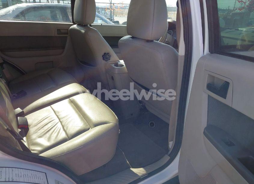 Photo 8 of 2011 Ford Escape XLT (VIN 1FMCU0D77BKB37190)