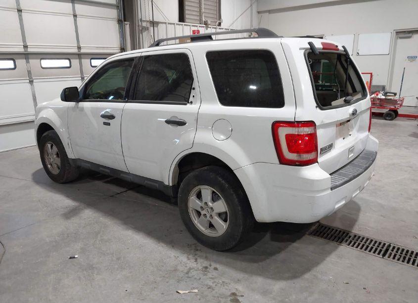 Photo 3 of 2011 Ford Escape XLT (VIN 1FMCU0D77BKB79701)