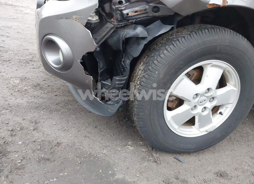 Photo 13 of 2011 Ford Escape XLT (VIN 1FMCU0D77BKC61945)