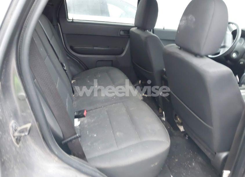 Photo 8 of 2011 Ford Escape XLT (VIN 1FMCU0D77BKC61945)