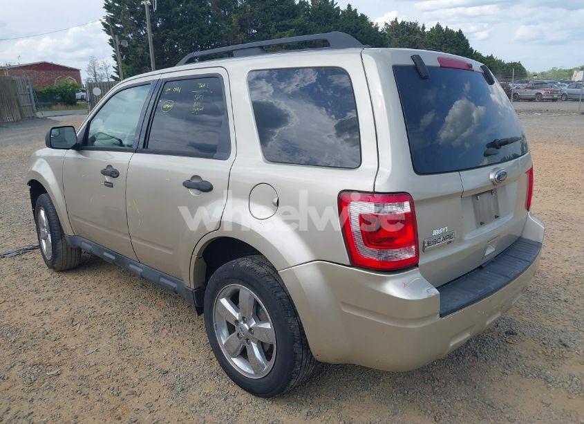 Photo 3 of 2012 Ford Escape XLT (VIN 1FMCU0D77CKB10024)