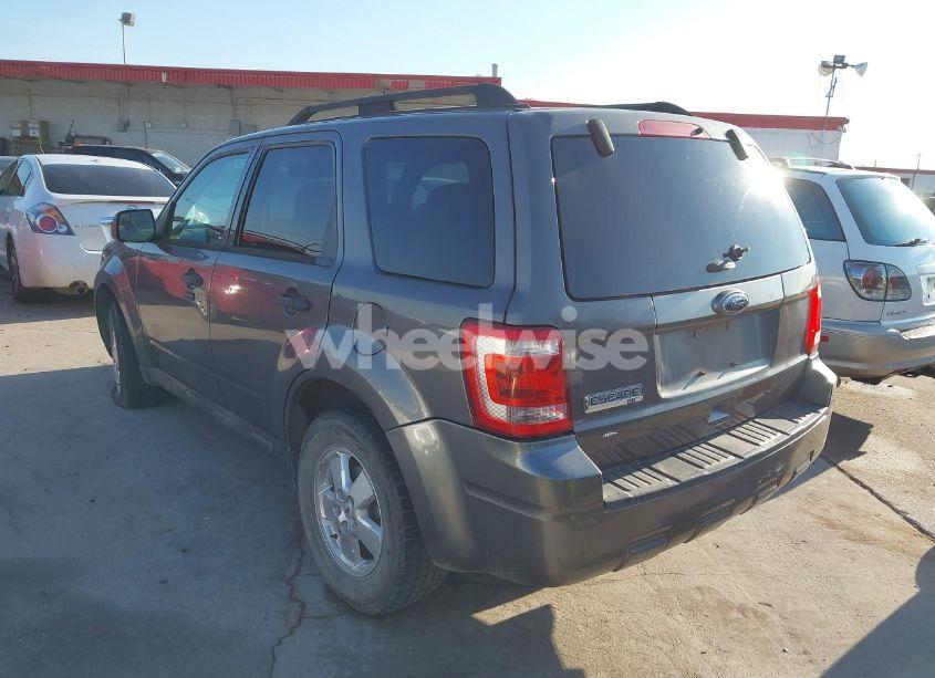 Photo 3 of 2012 Ford Escape XLT (VIN 1FMCU0D77CKB82504)