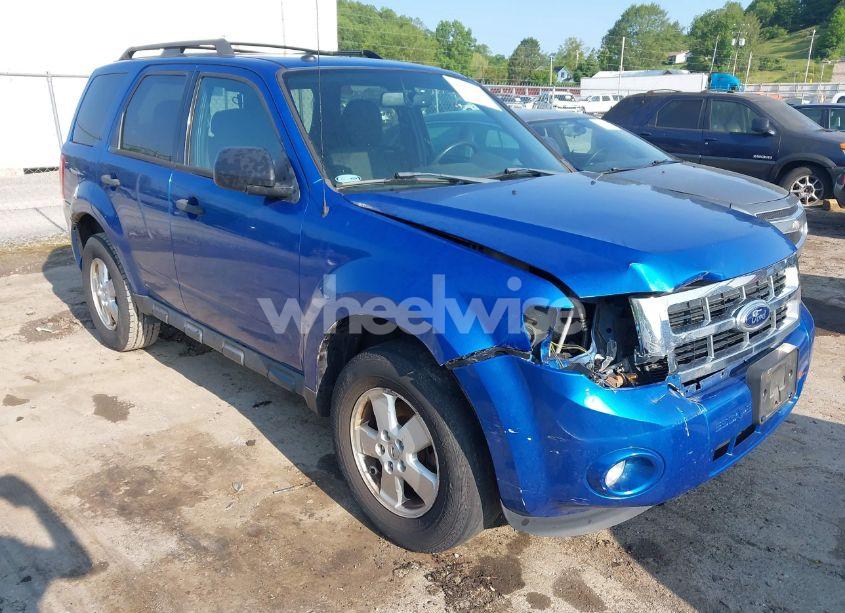 2012 Ford Escape XLT (VIN 1FMCU0D77CKC04307) main photo