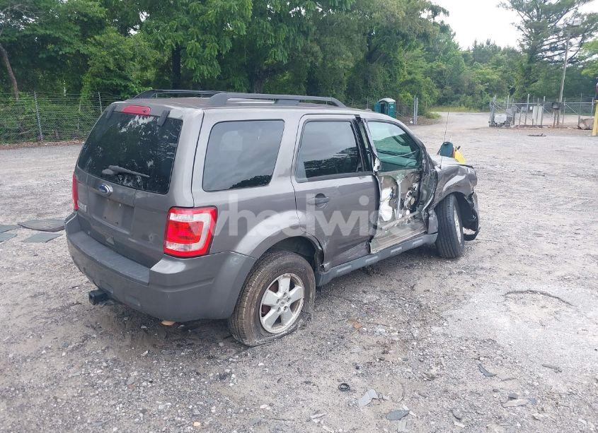 Photo 4 of 2012 Ford Escape XLT (VIN 1FMCU0D77CKC81856)
