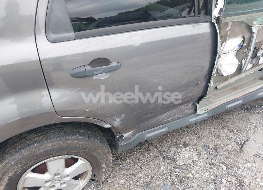 Photo 6 of 2012 Ford Escape XLT (VIN 1FMCU0D77CKC81856)