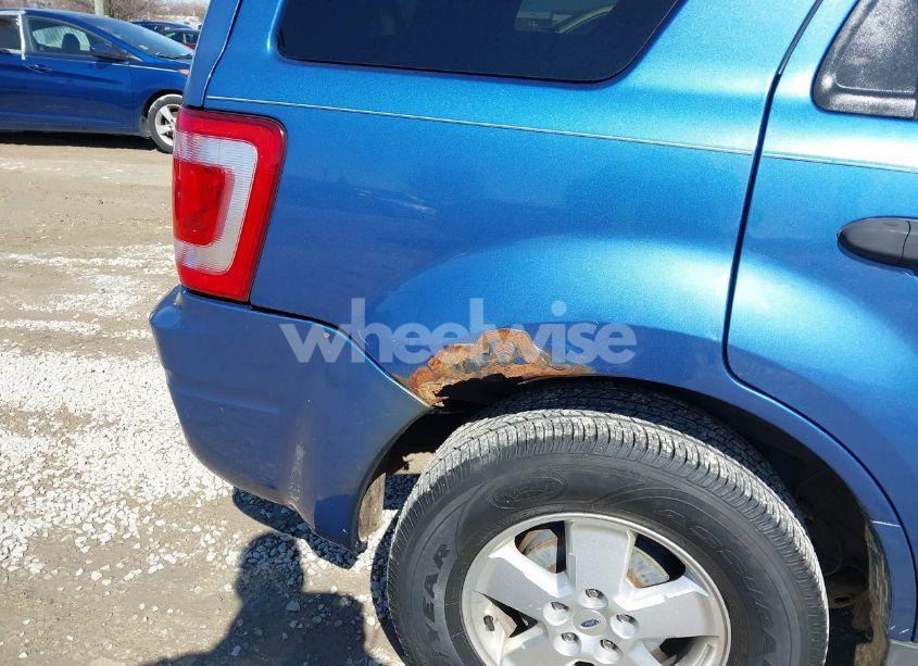 Photo 13 of 2010 Ford Escape XLT (VIN 1FMCU0D78AKB95615)