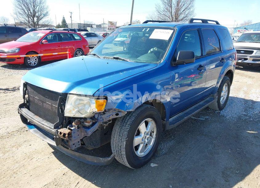 Photo 2 of 2010 Ford Escape XLT (VIN 1FMCU0D78AKB95615)