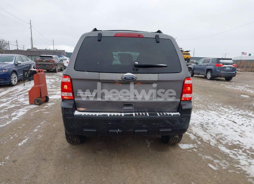 Photo 16 of 2010 Ford Escape XLT (VIN 1FMCU0D78AKC63217)