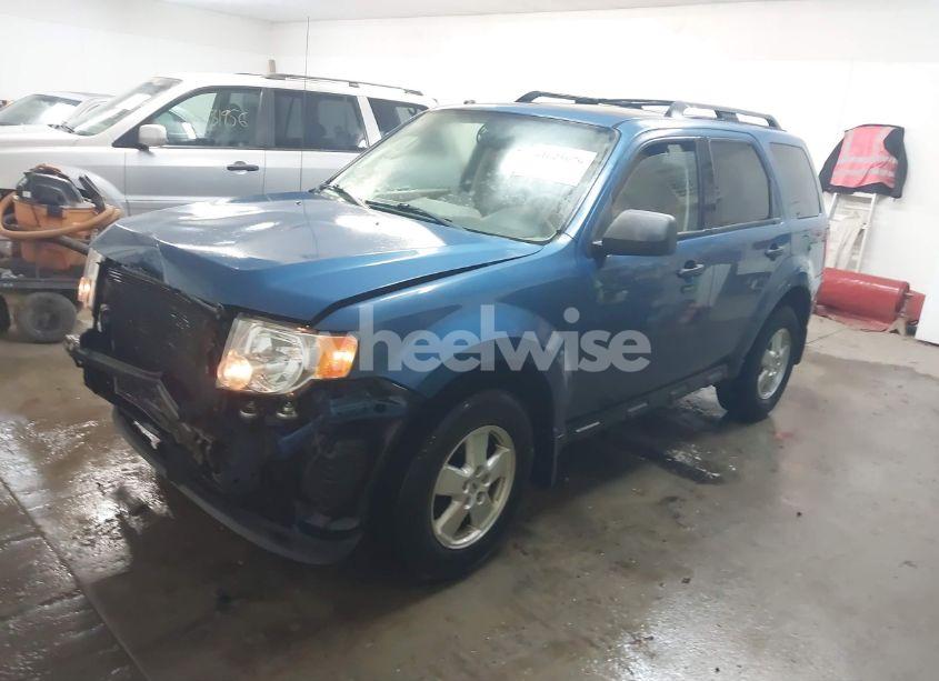 Photo 2 of 2010 Ford Escape XLT (VIN 1FMCU0D78AKC65131)