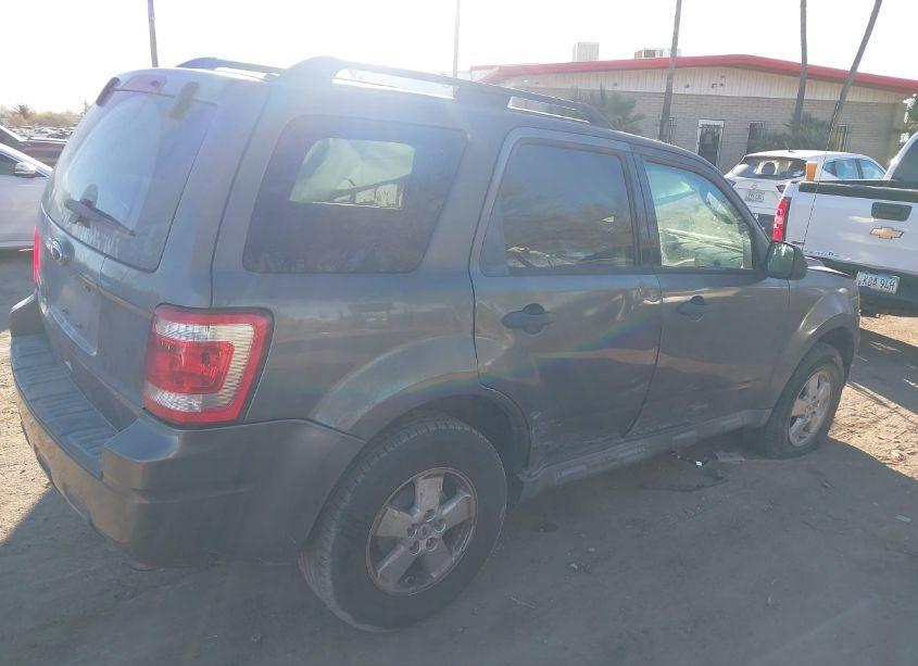 Photo 4 of 2010 Ford Escape XLT (VIN 1FMCU0D78AKD46288)