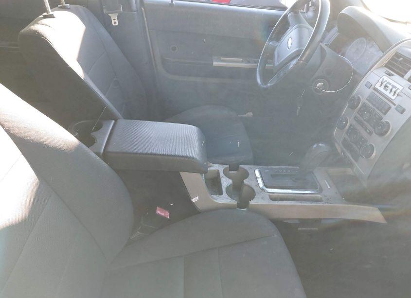 Photo 5 of 2010 Ford Escape XLT (VIN 1FMCU0D78AKD46288)