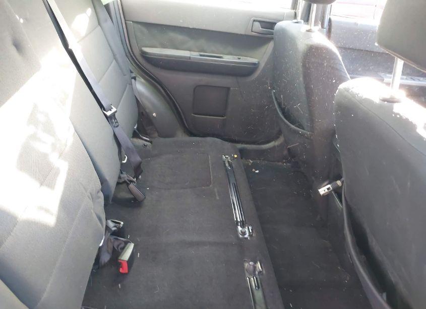 Photo 8 of 2010 Ford Escape XLT (VIN 1FMCU0D78AKD46288)