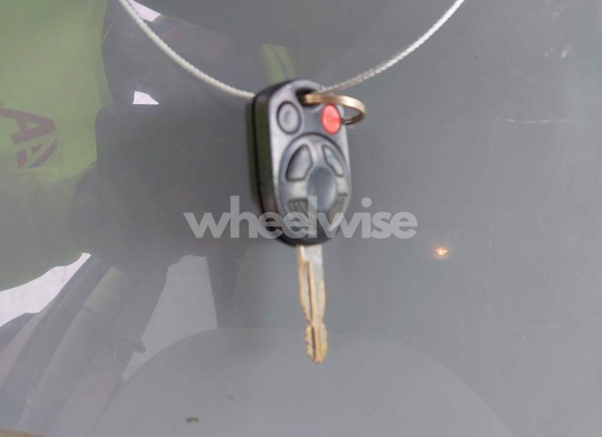 Photo 11 of 2011 Ford Escape XLT (VIN 1FMCU0D78BKA31492)